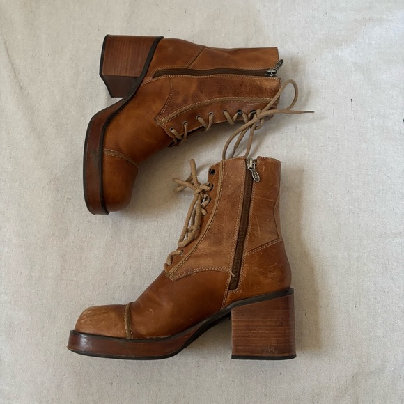 Vintage Harley Davidson Brown Leather Boots Chunky Heel Platform Wooden size 9 - Picture 4 of 8